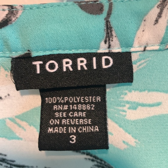 Torrid Blouse - Picture 3 of 3